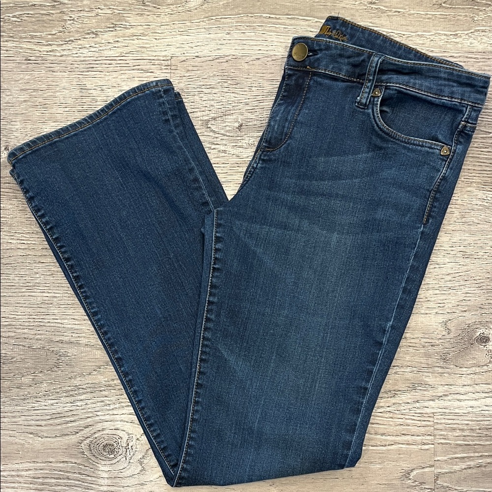 Kut from the Kloth Farrah Baby Bootcut Size 12